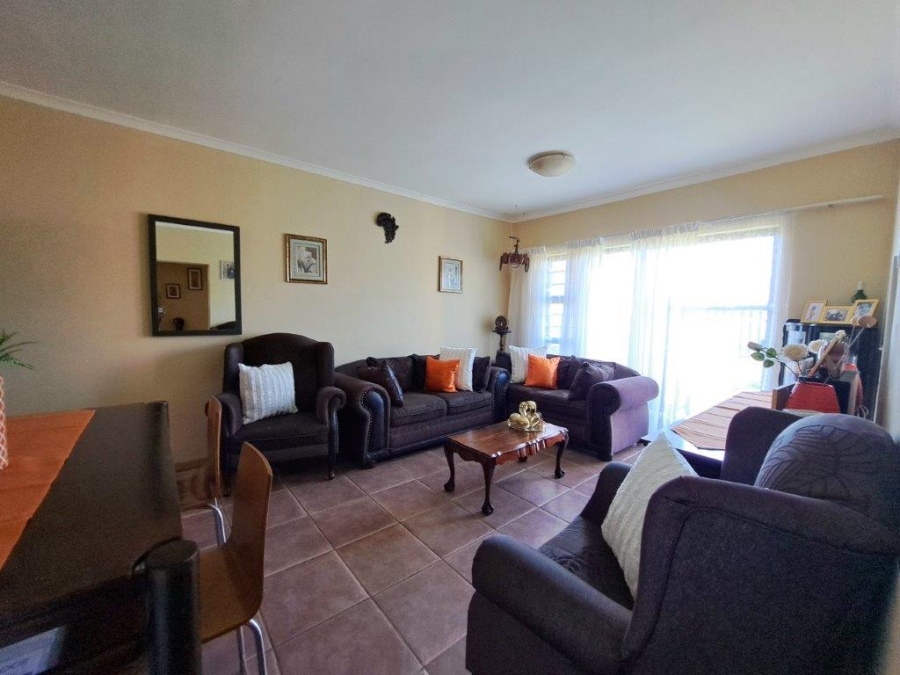 2 Bedroom Property for Sale in Gordons Bay Central Western Cape